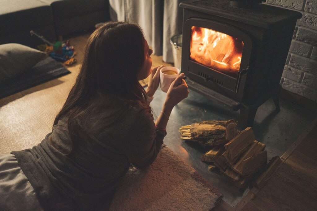 christmas wallpaper, woman, fireplace, mug, coffee, cozy, fire, warm, winter, hot, cup, female, person, house, comfort, coffee cup, room, tea, tea cup, holiday, christmas, lifestyle, season, comfortable, interior
